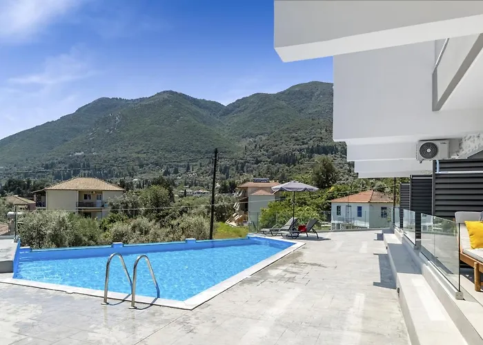 Oceanida Terpsis Lyxury Apartament Nikiana